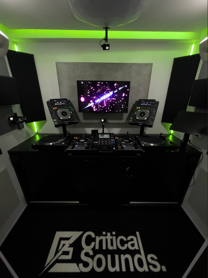 CABINA DJ BÁSICA: Práctica / HR