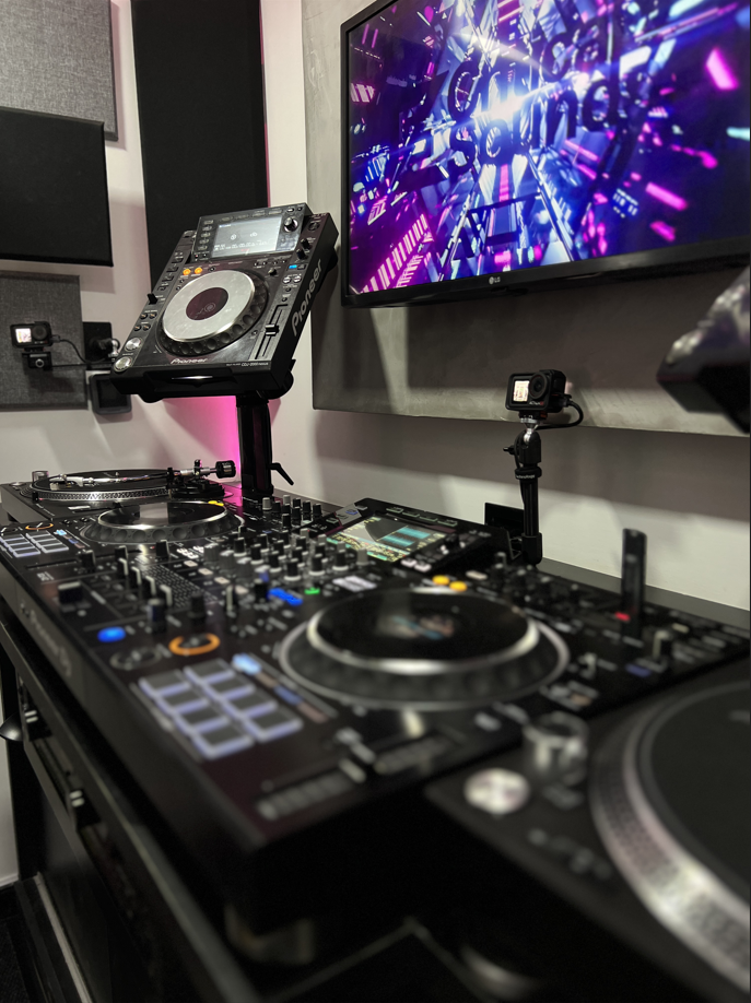 CABINA DJ BÁSICA: Grabación (Audio) / HR