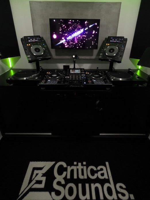Combo Cabina DJ Básica - Grabación con Audio: cabina con Pioneer XDJ-XZ y CDJ-2000